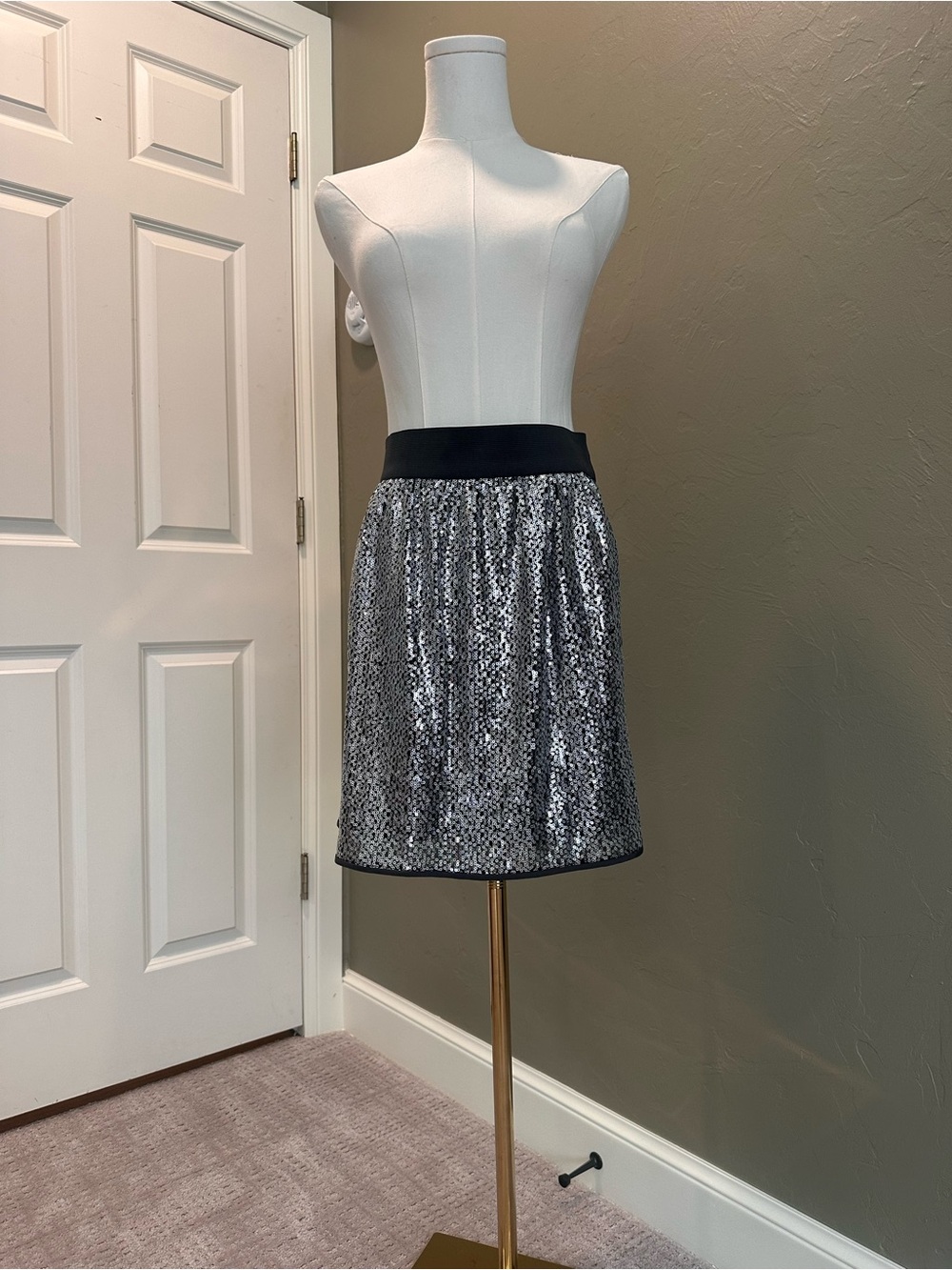 GAP Silver Sequin Mini Skirt with Black Waistband